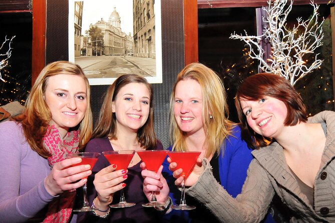 3.5 Hour Private SATC Hotspots Guided Tour - How the private format changes a SATC tour