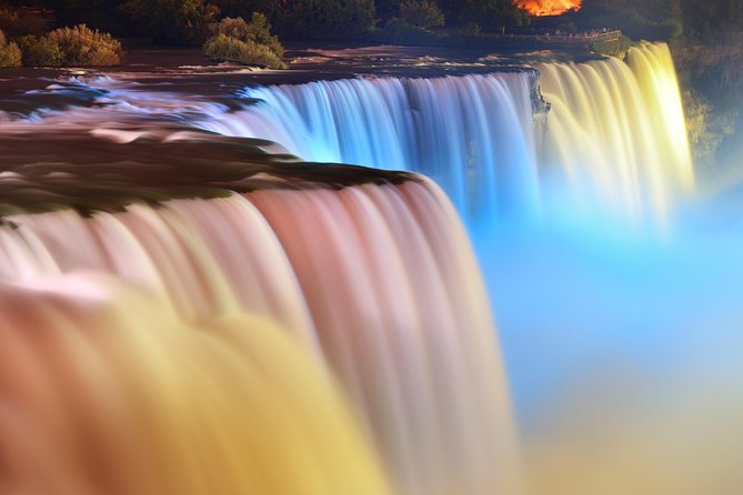 3-Day Best of Niagara Falls and Washington D.C. Tour from NYC - Arriving Niagara for the Night View Tour