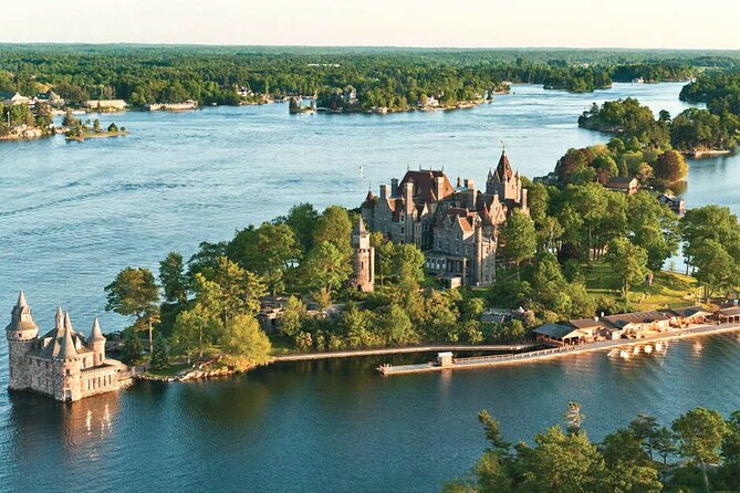 3-Day Niagara Falls, Corning & Thousand Island Tour from New York - A Smart 3-Day Mix: Niagara, Glass, and Lake Ontario Islands
