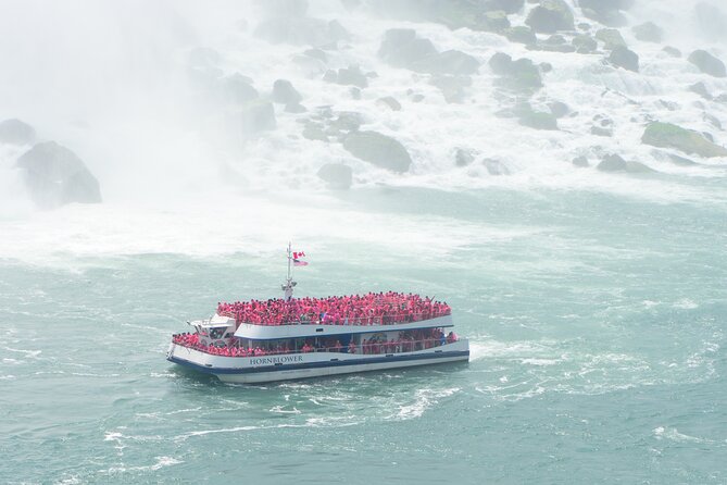3 Days - Niagara Falls & 1000 Islands Cruise - Toronto highlights and outlet mall time: a bonus you can use or skip