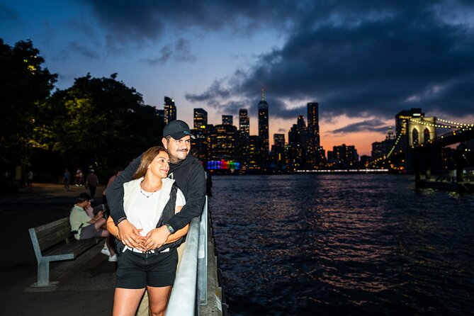 3 Hour Luxury Bus Tour of NYC Night Highlights - Manhattan Bridge to Lower Manhattan: skyline drama from a moving vantage