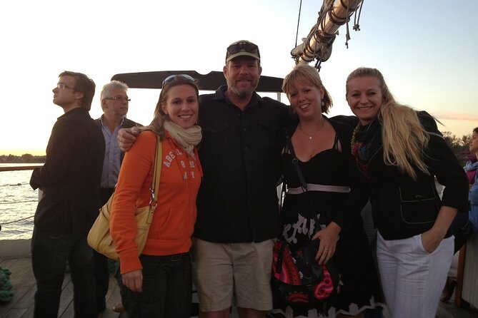 4th of July Fireworks on Clipper City Tall Ship - Service style and atmosphere: plan to mingle