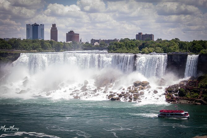 5 Days-Perfect East - Niagara Falls with Maid of the Mist skip-the-line: both sides, night lights, and season plans