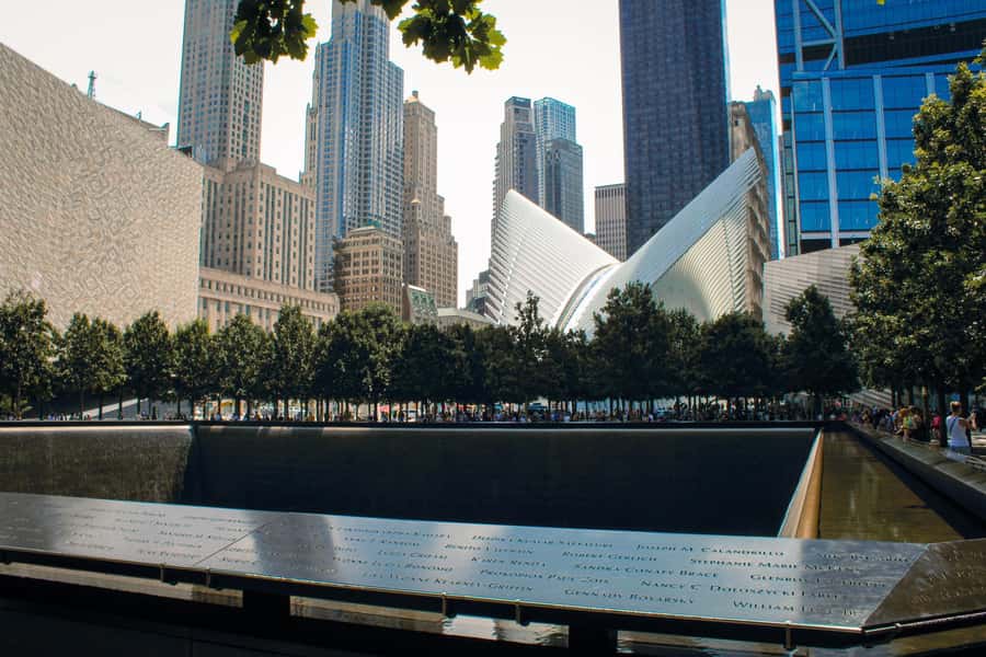 9/11 Ground Zero Walking Tour - One World Trade Center: seeing rebuilt New York in real time