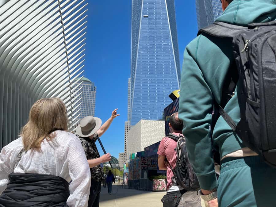 9/11 Ground Zero Walking Tour - The story on the walk: heroes, survivors, and what changed
