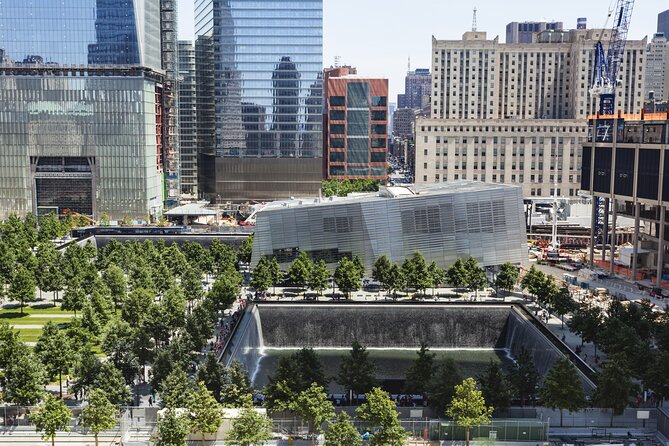 9/11 Memorial & Ground Zero Tour with Optional Museum Admission - St. Paul’s Chapel: starting with survival, not sightseeing