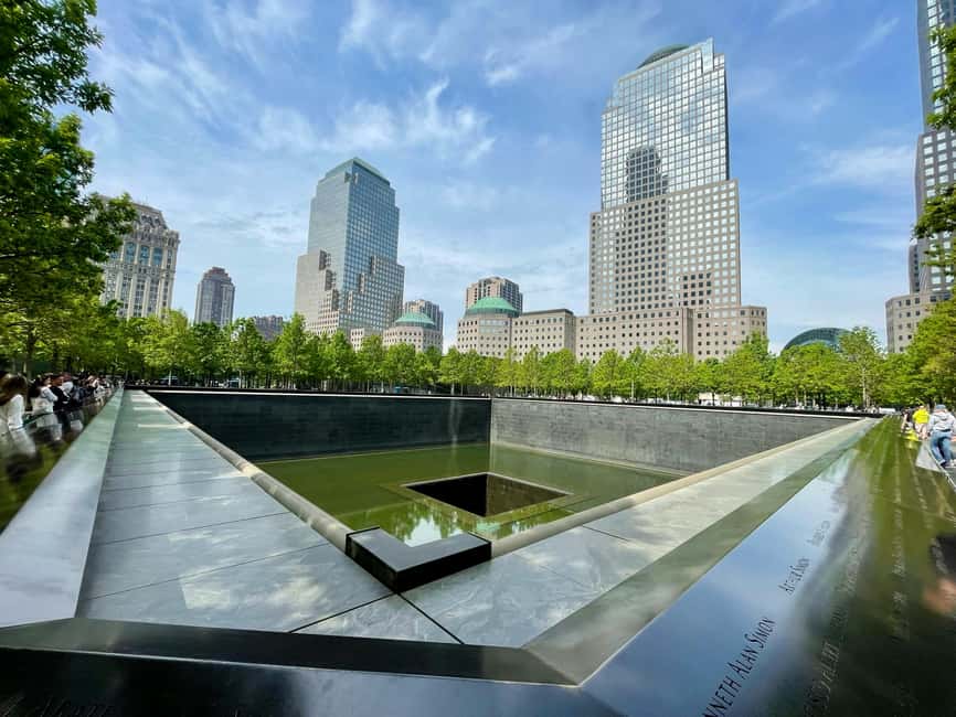 9/11 Memorial & Ground Zero Tour with Optional Museum Entry - The Oculus and Brookfield Place: architecture with a reason