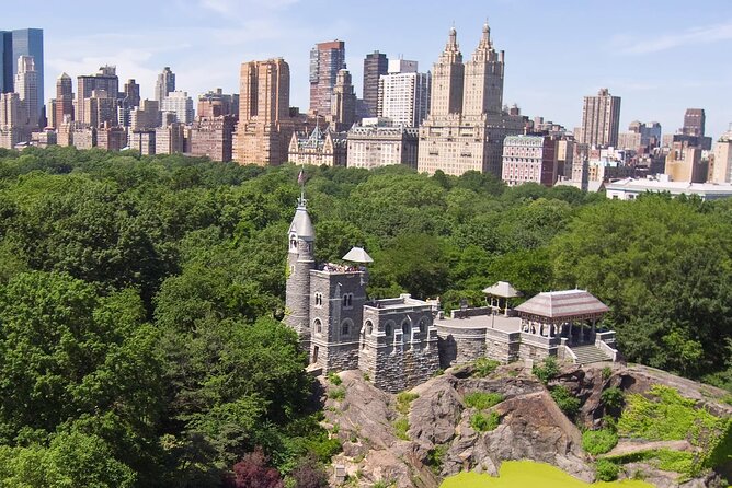 A New York Date Night Personalized Self-Guided App Tour - Belvedere Castle in Central Park (25 minutes): Romance Plus Instant Photo Value
