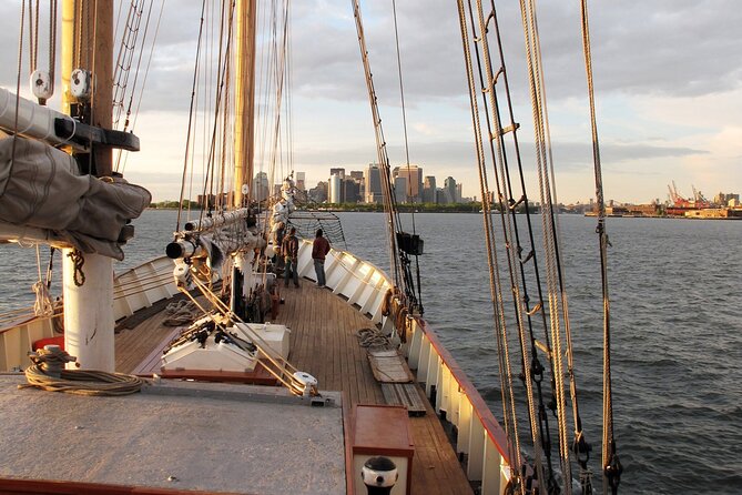 Afternoon Golden Hour Cocktail Sail - Clipper City - Golden hour cocktails: why the lighting is the real star