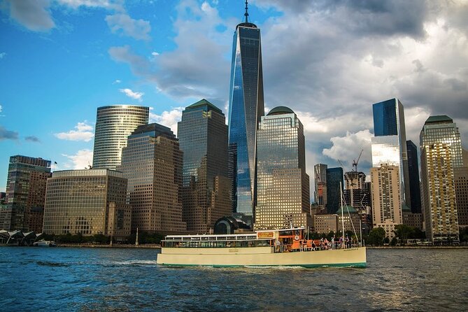 AIANY Climate Change Tour in New York - The Lower Manhattan stretch: flood walls, renewables, and the view of Lady Liberty