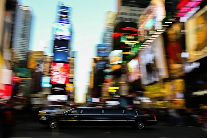 Airport Luxury departure ride from NYC Hotels by Limousine or SUV - Included vs not included: avoid surprise costs