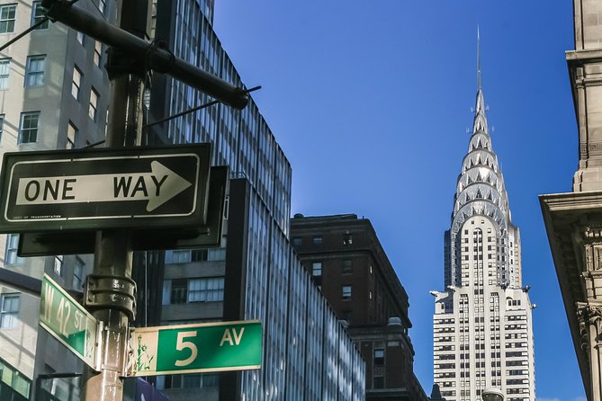 Airport Luxury departure ride from NYC Hotels by Limousine or SUV - Timing, traffic, and what happens during the ride