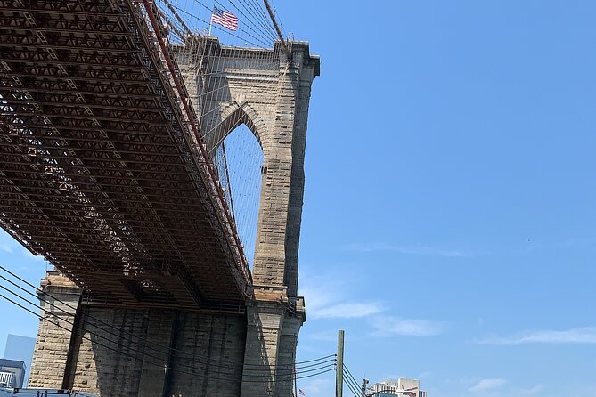 Amazing City Tour NYC 4 hours up to 5pax - Accessibility and comfort: wheelchair-friendly, service animals welcome