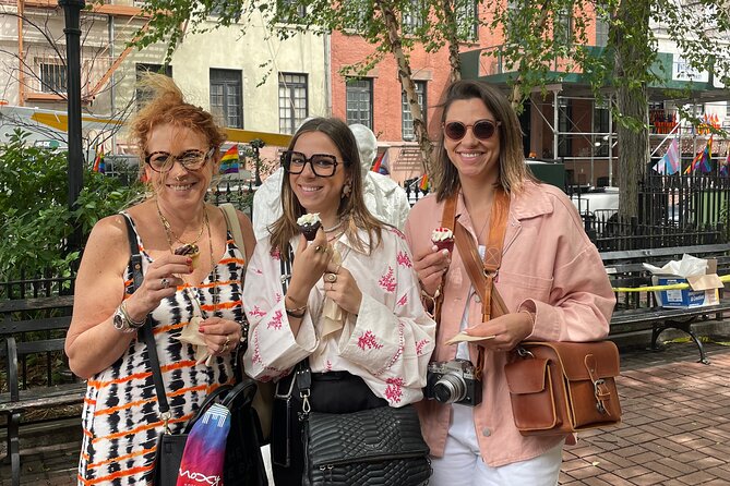 American Specialties Gourmet Tour in Greenwich Village - Food-tour pacing: how to get the most out of small tasting breaks