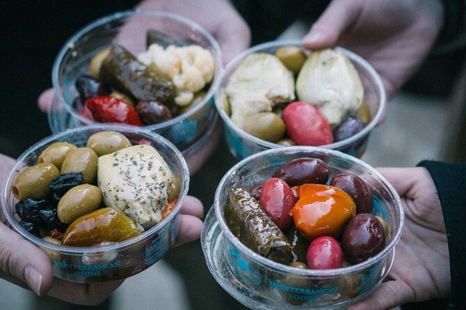 Astoria Food Walking Tour in New York - How the neighborhood stories make the food click