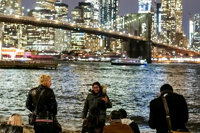 Best of New York Food Tour: 5 dishes plus famous sightseeing! - The Brooklyn and Manhattan Bridge viewpoints: where the sky feels close