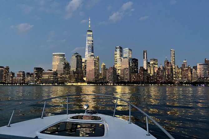 Best Private Luxury Daytime Boat Tour in New York City - 1 Hour - Who this tour fits best (and who might want something else)