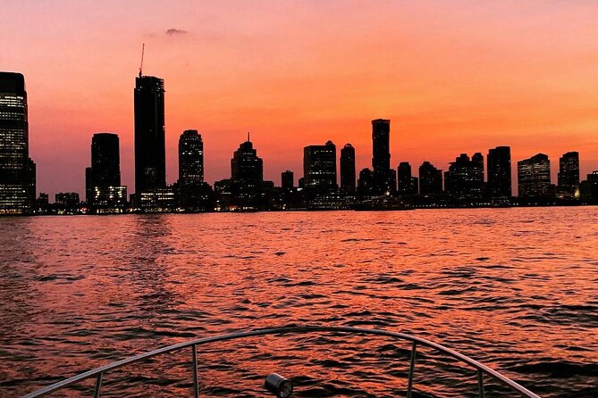 Best Private Luxury Sunset Boat Tour in New York City - 2 Hour - Statue of Liberty Viewing: The One Stop People Talk About