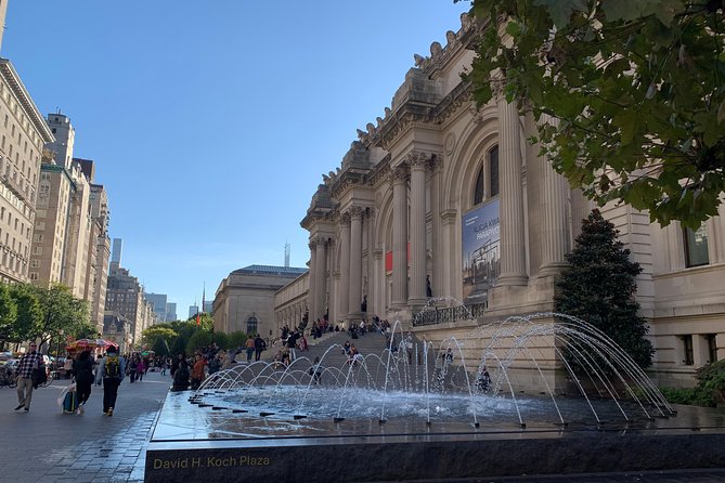 Biblical Israel through the Exhibits at the Met Museum - The “Private Guide” Benefit: Small Group Means Faster, Better Attention