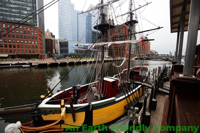 Boston and the Freedom Trail, 1-Day Tour from NYC - The Cambridge-to-Boston handoff: what you’ll notice from the bus