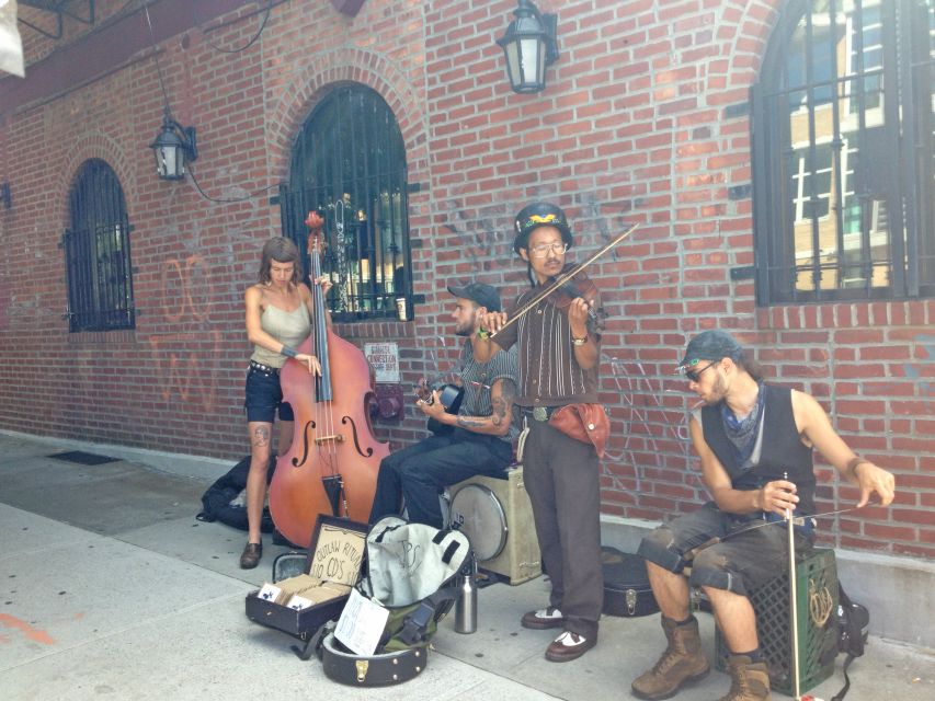 Brooklyn: 2-Hour Best of Brooklyn Walking Tour -Williamsburg - What you actually get from a 2-hour Williamsburg walking loop