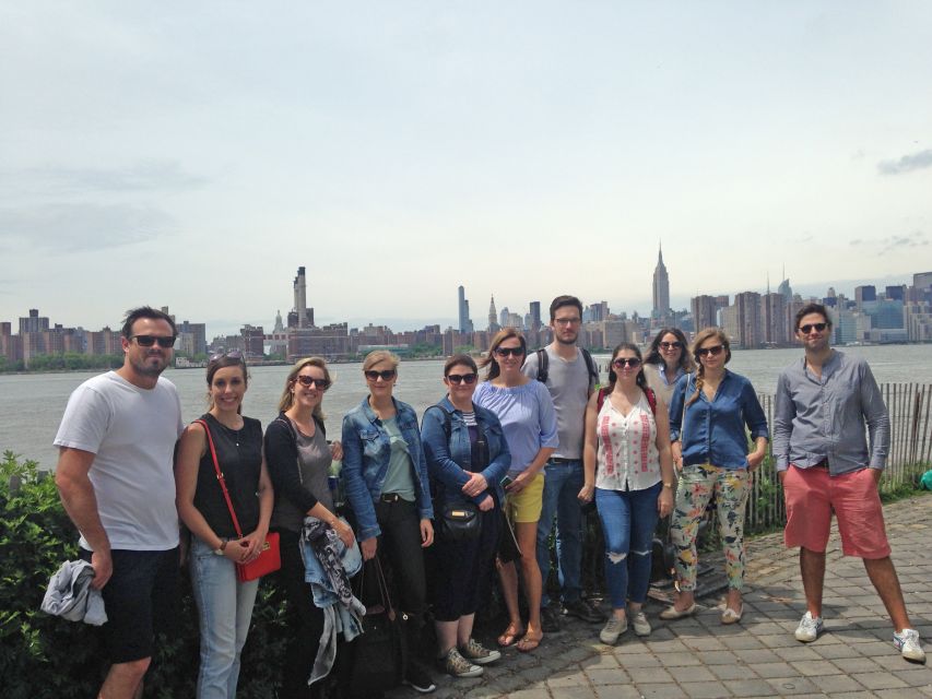 Brooklyn: 2-Hour Best of Brooklyn Walking Tour -Williamsburg - Weather, comfort, and what to pack for a rain-or-shine walk