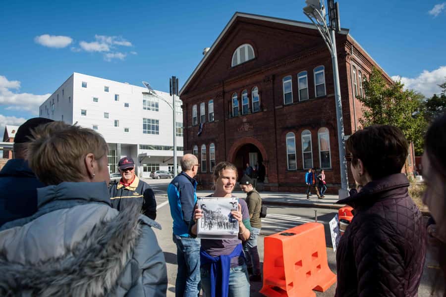 Brooklyn: 2-Hour Brooklyn Navy Yard Walking Tour - Seeing the Waterfront Like a Local: Angles, Infrastructure, and Practical City Power