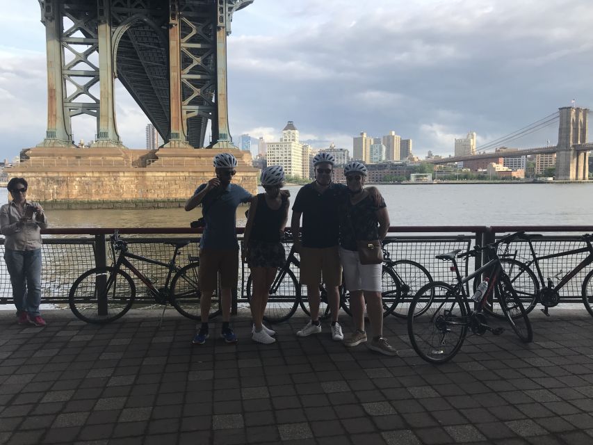 Brooklyn: 2-Hour Manhattan & Brooklyn Bridges Bike Tour - East River Esplanade Under the FDR to Freedom Tower Views