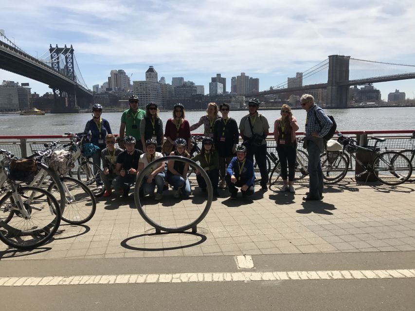 Brooklyn: 2-Hour Manhattan & Brooklyn Bridges Bike Tour - City Hall Park Landmarks to Brooklyn Bridge to Brooklyn Heights Finish
