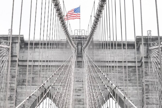 Brooklyn Bridge & DUMBO Neighborhood Tour - from Manhattan to Brooklyn - Crossing the Brooklyn Bridge: engineering plus a skyline that won’t quit