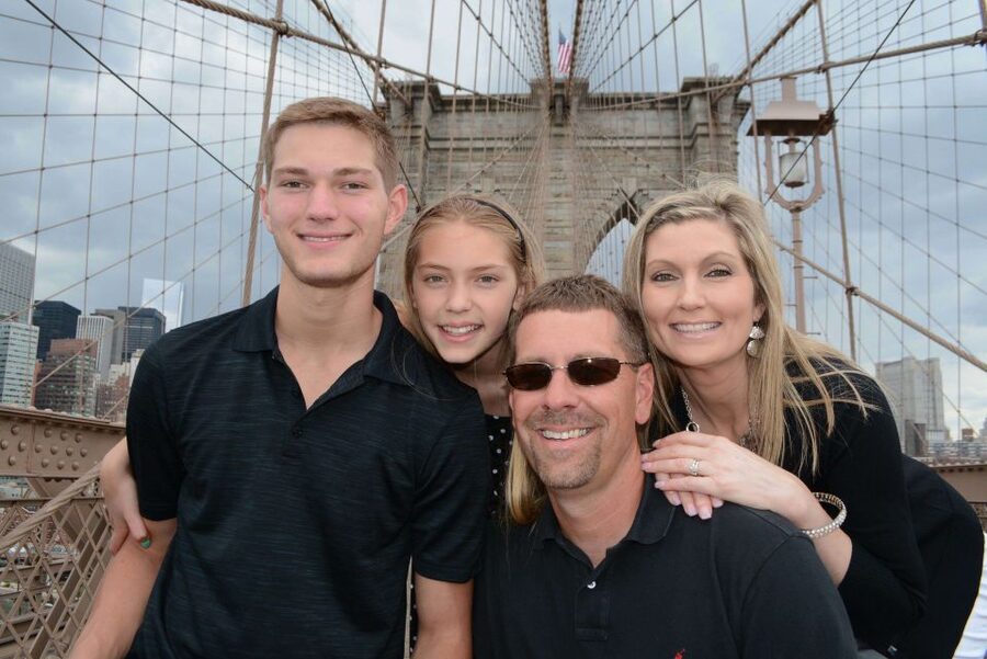 Brooklyn Bridge & Neighborhoods – 2-Hour Photo Shoot Tour - Who Should Book This (and Who Might Not Love It)