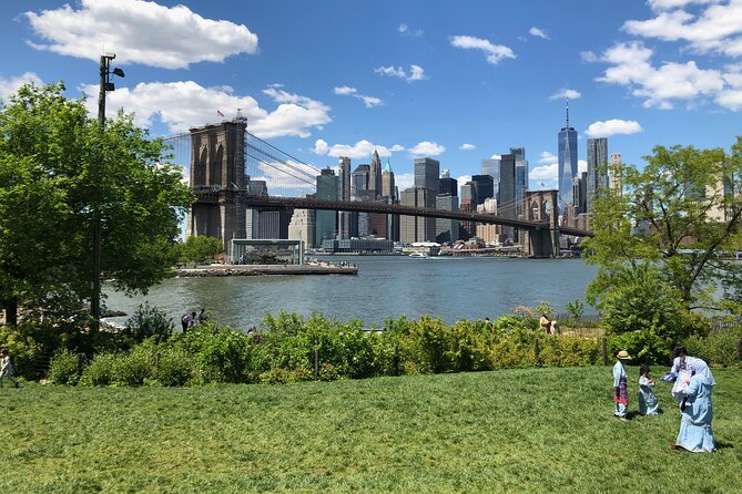 Brooklyn Bridge Waterfront Guided Bike Tour - Stop 2: The Brooklyn Bridge ride built for skyline photos