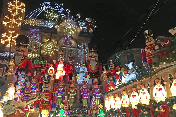 Brooklyn Christmas Lights Walking Tour at Dyker Heights - Key takeaways before you go