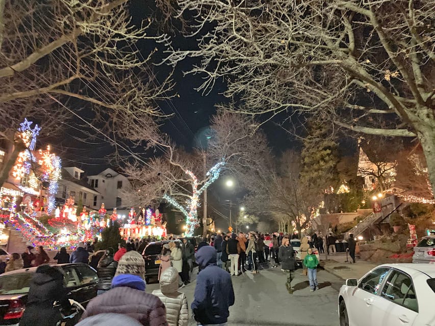 Brooklyn: Dyker Heights Christmas Walking Tour - Photography tips for night lights that won’t waste your time