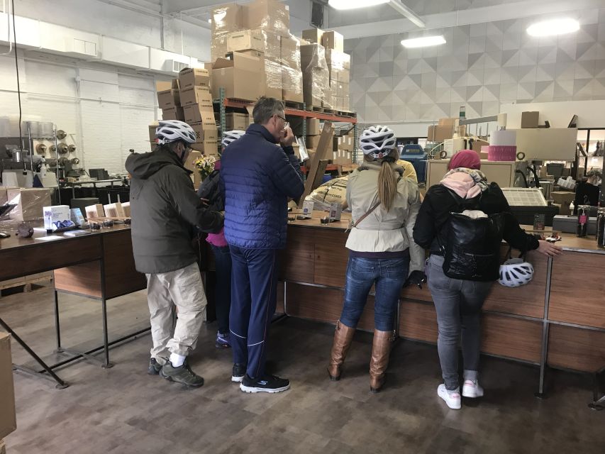Brooklyn: Half-Day Cycling Tour - Cobble Hill to Brooklyn Heights: Brownstones, Cadman Plaza, and Quiet Streets