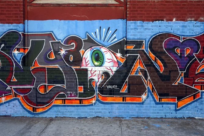 Brooklyn, Queens, and the Bronx Contrastes Tour in Spanish - Brooklyn by Way of Williamsburg: Hipster-Era Blocks and Hasidic Community Texture