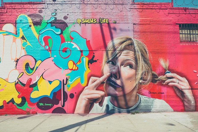 Brooklyn street art and hipster culture tour in French - Who should book this tour (and who might skip it)