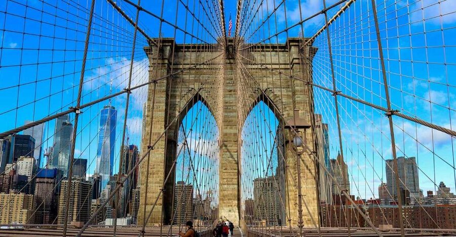 Brooklyn: The Bridge, DUMBO, & Brooklyn Heights Best of Tour - Tweed Courthouse start: where your tour clock begins