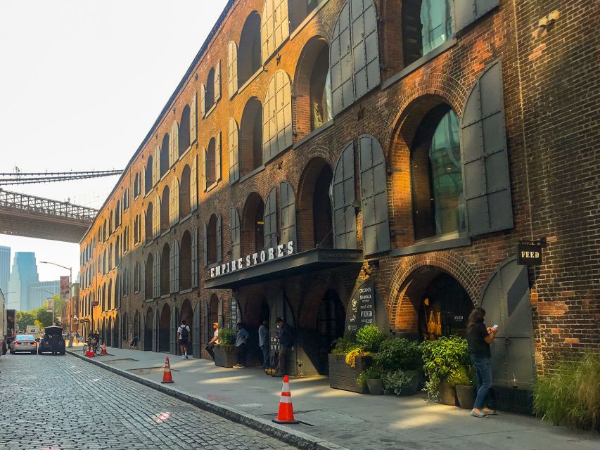 Brooklyn: The Bridge, DUMBO, & Brooklyn Heights Best of Tour - The guide factor: why Bruce’s storytelling style matters