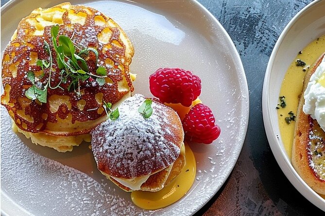 Brunch in a Crunch in NYC - Small Group Size and Mobile Tickets: Why That Matters in NYC