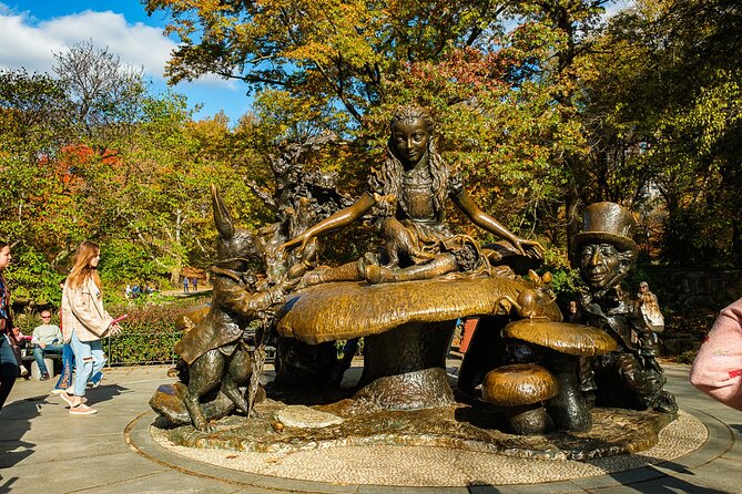 Central Park 2 - Hours Private Pedicab Guided Tour - Conservatory Water and the Alice in Wonderland Statue: whimsical stops with pay-off