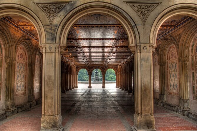 Central Park and 5th Avenue Walking Tour - Transitioning from Central Park to 5th Avenue