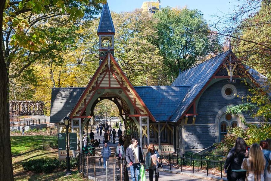 Central Park Guided Bike Tour - A Stop-by-Stop Ride Through Movie-Ready Central Park