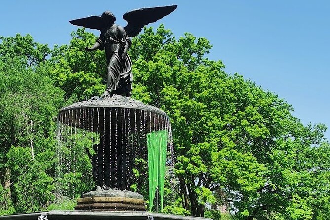 Central Park Pedicab Tours - Strawberry Fields and The Dakota: Memorials That Let You Breathe