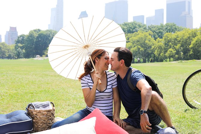 Central Park Picnic with Full Day Bike Rental - The Pickup: Cannondale Bike, Helmet, Lock, and Picnic Ready
