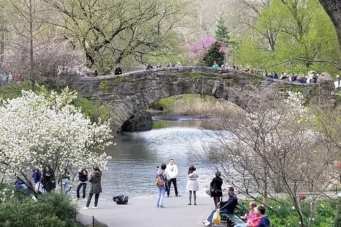 Central Park Secrets And Highlights - The guide factor: licensed leadership and real storytelling
