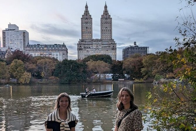Central Park Tour with Complimentary Photo Album - Pond time: ducks, swans, and Gapstow Bridge photos