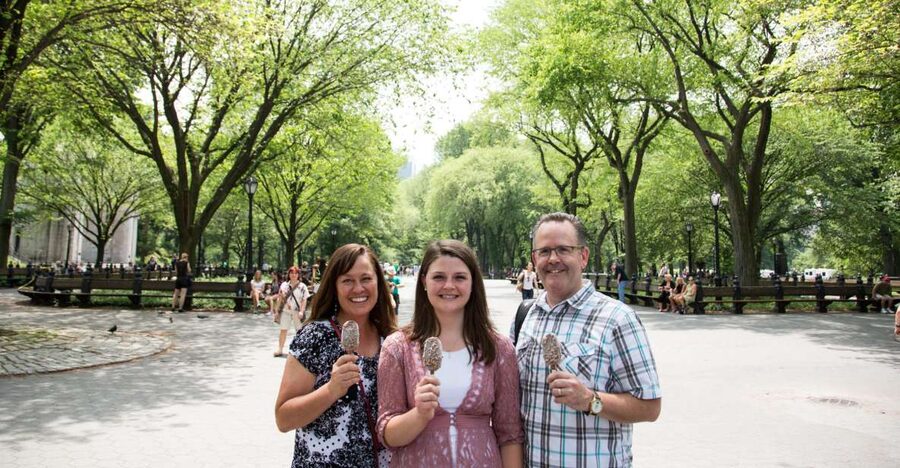 Central Park TV & Movie Sites Walking Tour - NYC - The 2-hour format: how you see a lot without feeling chased