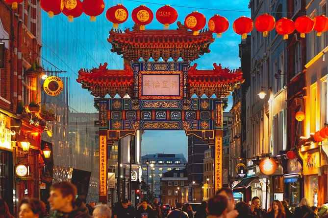 Chinatown and Little Italy Tour in New York City with Local Expert - Chinatown Quick Hits: From Noodles at Super Taste to Ice Cream Factory Fun