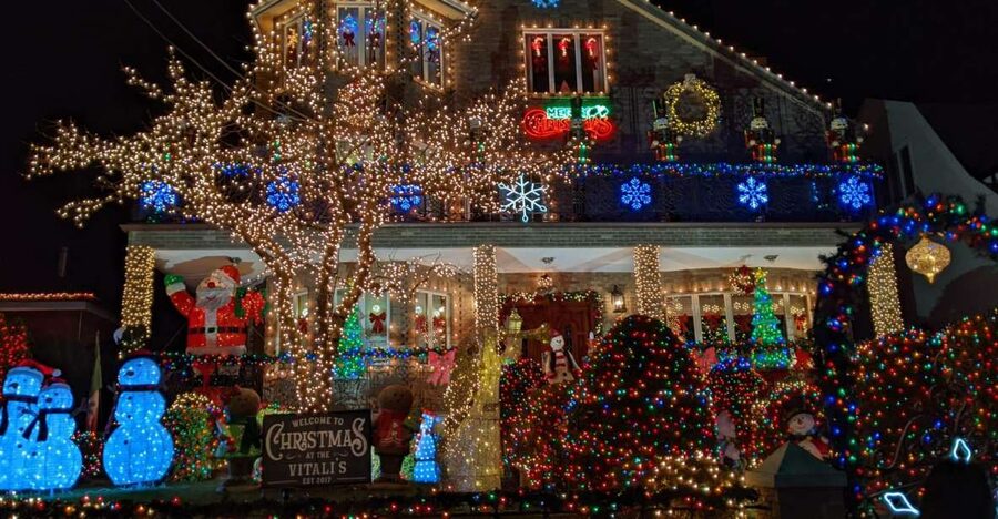 Christmas Light Night tour - Bay Ridge: The Second Neighborhood Stop That Changes the Mood